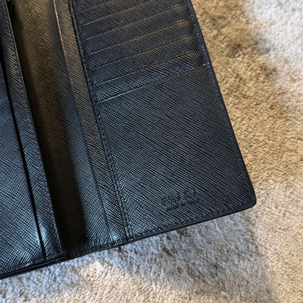 PRADA BLACK SAFFIANO LEATHER LONG WALLET - Picture 4 of 7